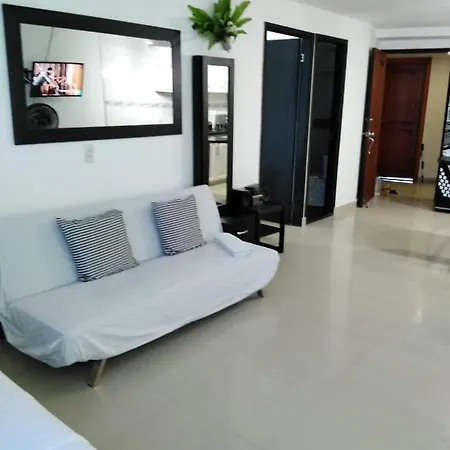 El Laguito Apto Cerca A La Playa Apartamento