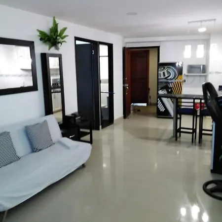 El Laguito Apto Cerca A La Playa Apartamento *