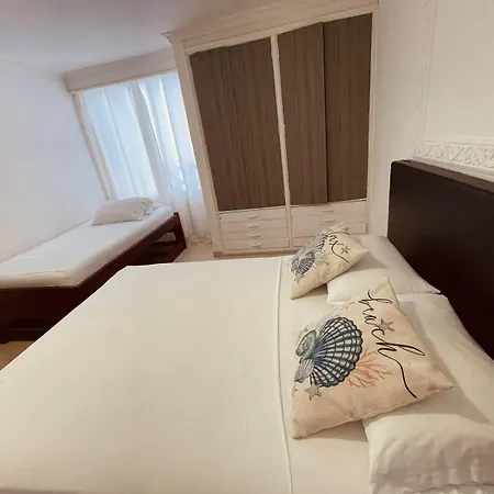 Apartamento El Laguito Apto Cerca A La Playa Cartagena